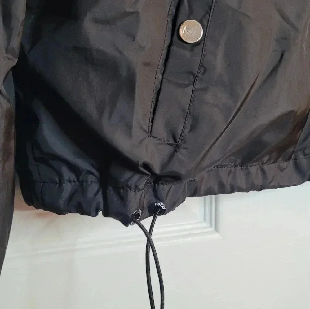 HURLEY Urban Windbreaker Hoodie, Women's Jacket.  Size Medium - Picture 5 of 13
